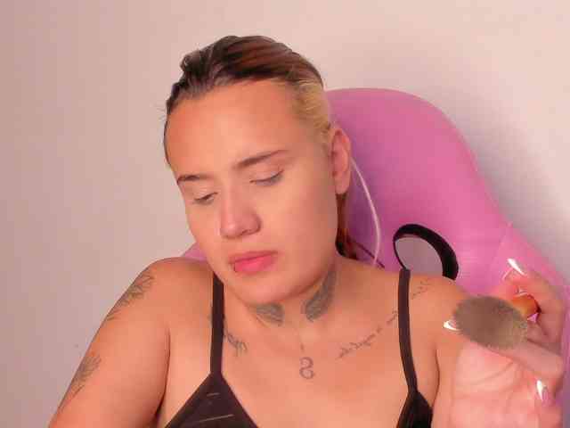 Susan-sweet webcam
