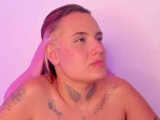 Susan-sweet webcam