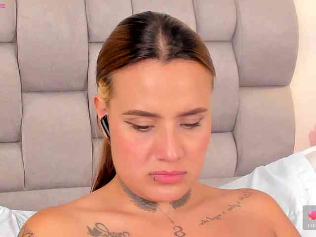 Susan-sweet webcam
