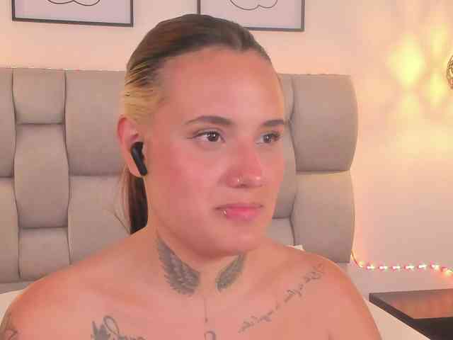 Susan-sweet webcam