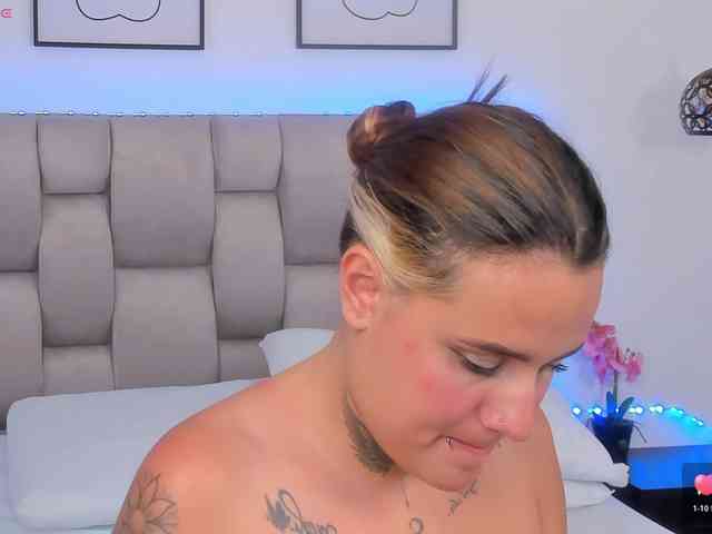 Susan-sweet webcam