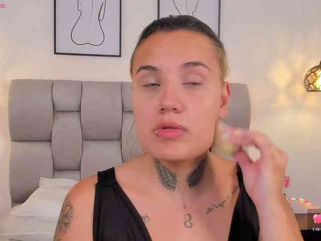 Susan-sweet webcam