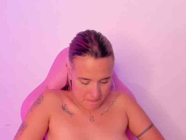 Susan-sweet webcam