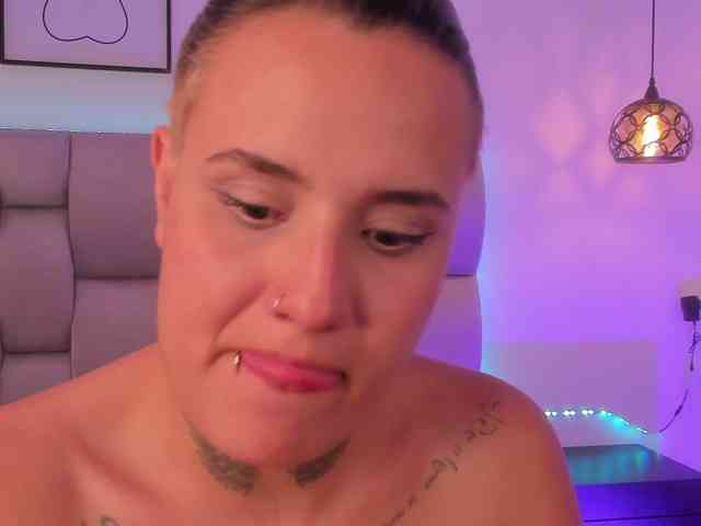 Susan-sweet webcam