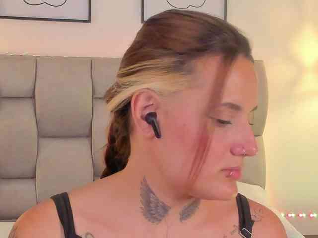 Susan-sweet webcam