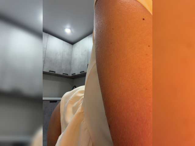 Zarina888 live cam on BongaCams