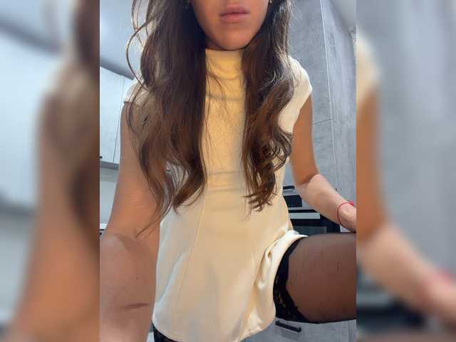 Zarina888 live cam