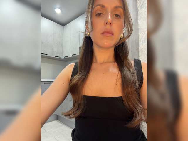Zarina888 live cam on BongaCams