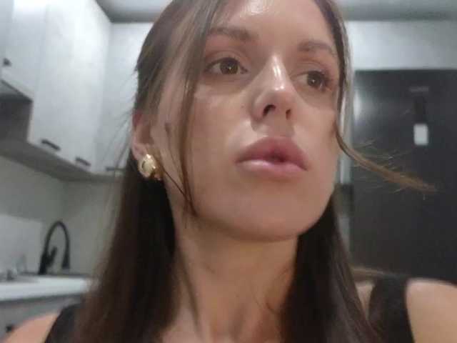 Zarina888 live cam on BongaCams