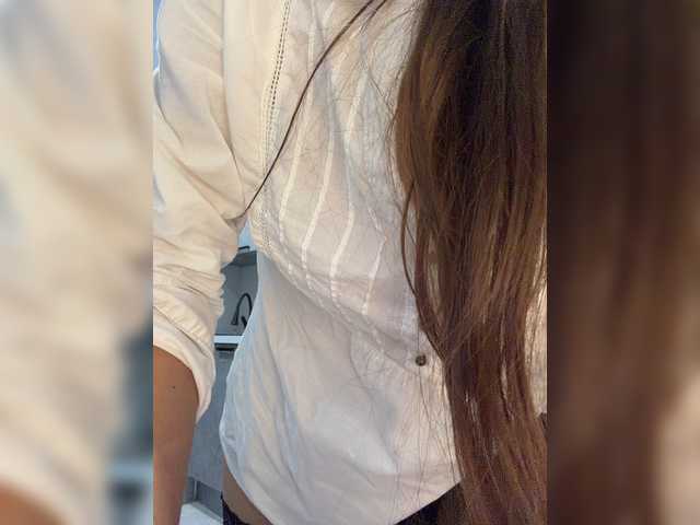 Zarina888 live cam preview