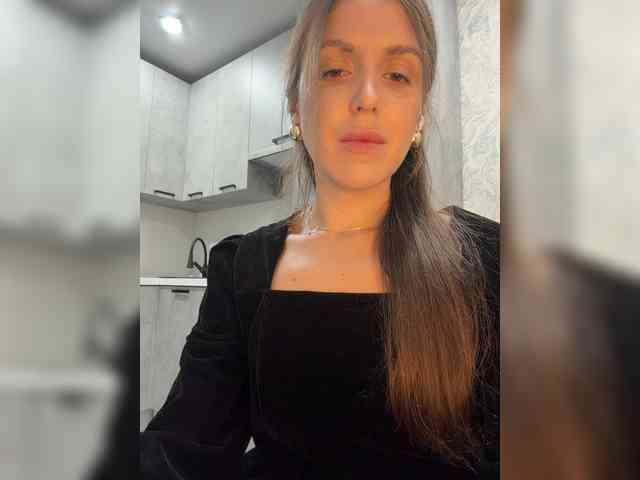 Model: Zarina888