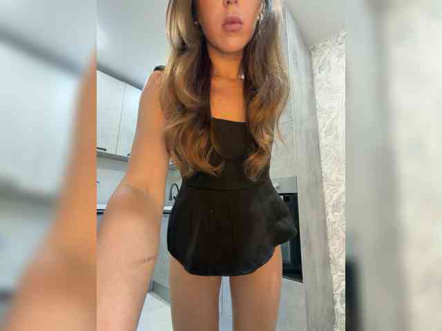 Zarina888 webcam