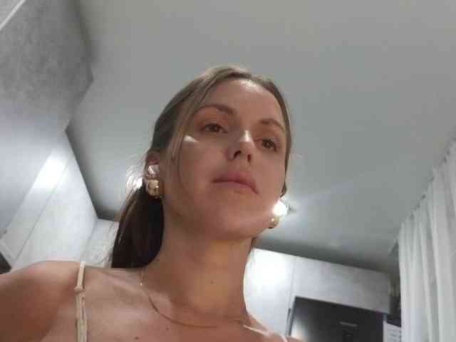 Zarina888 webcam