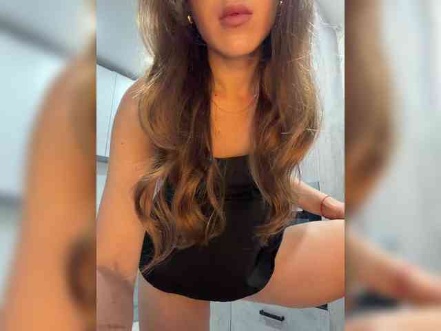 Zarina888 webcam