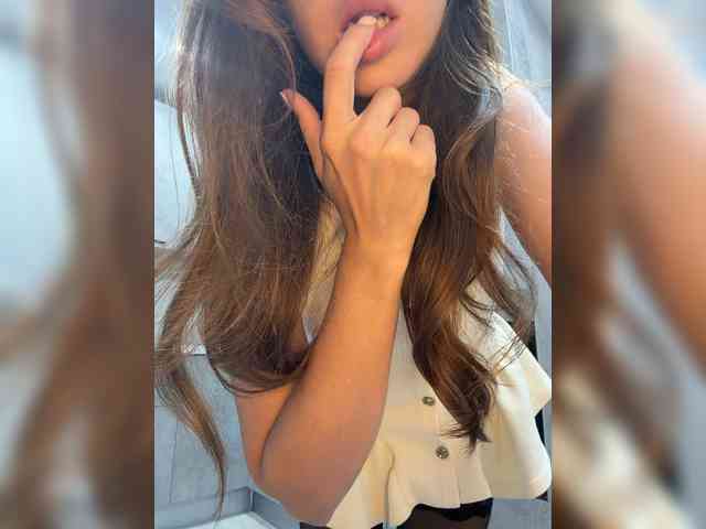 Zarina888 webcam