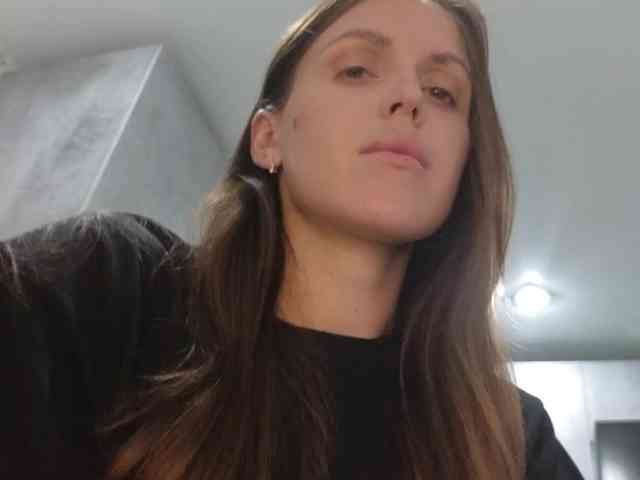 Zarina888 webcam