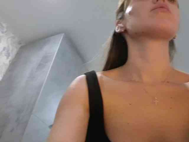 Zarina888 webcam