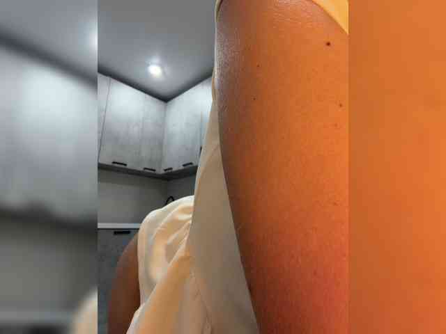 Zarina888 webcam