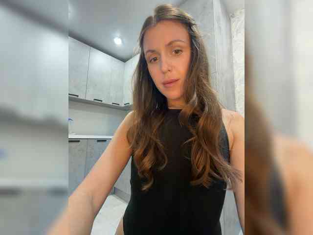 Model: Zarina888