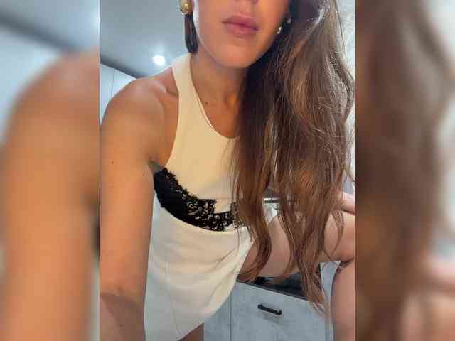 Zarina888 webcam