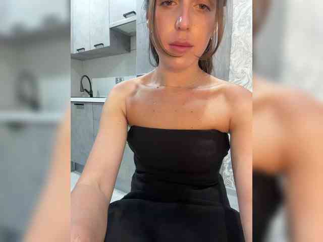 Model: Zarina888