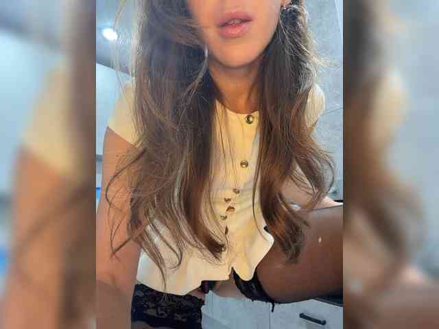 Zarina888 webcam
