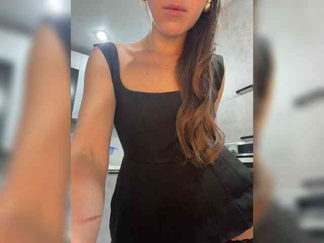 Zarina888 webcam