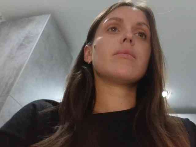 Zarina888 webcam