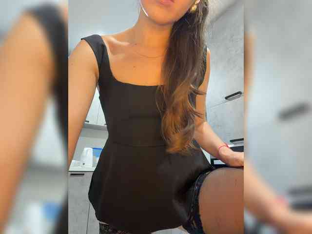 Zarina888 webcam