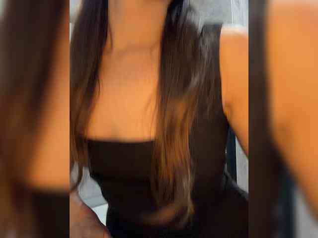 Zarina888 webcam