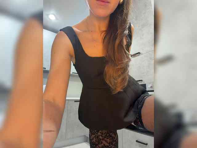 Zarina888 webcam