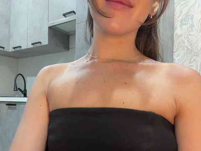 Model: Zarina888