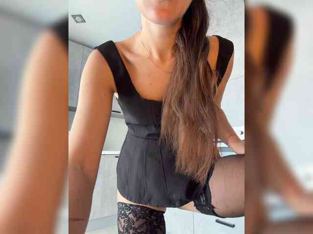 Zarina888 webcam