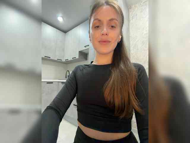 Model: Zarina888