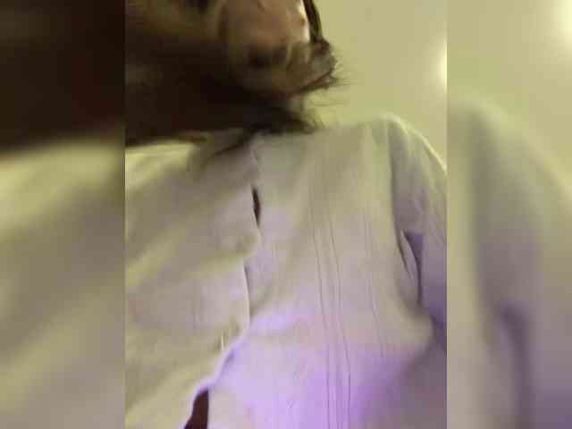 Zarina888 webcam