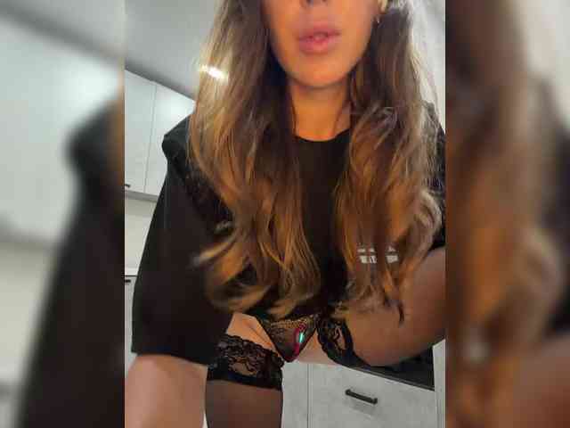 Zarina888 webcam