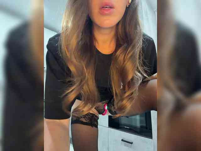 Zarina888 webcam