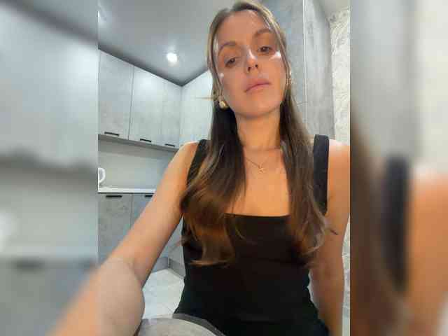 Zarina888 webcam
