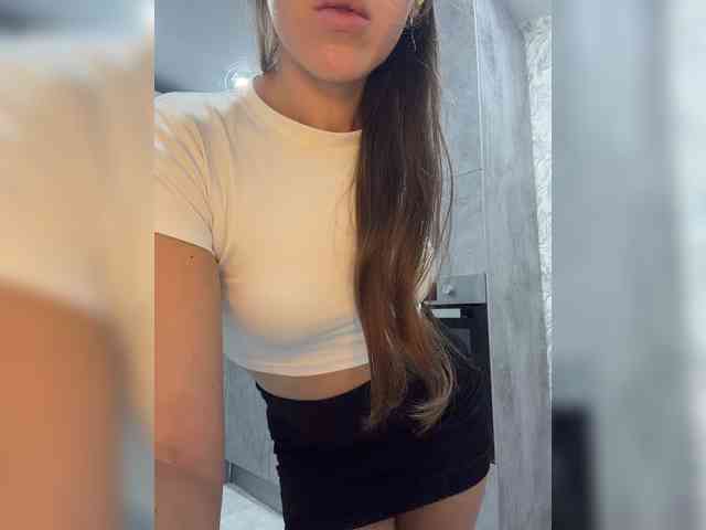 Zarina888 webcam