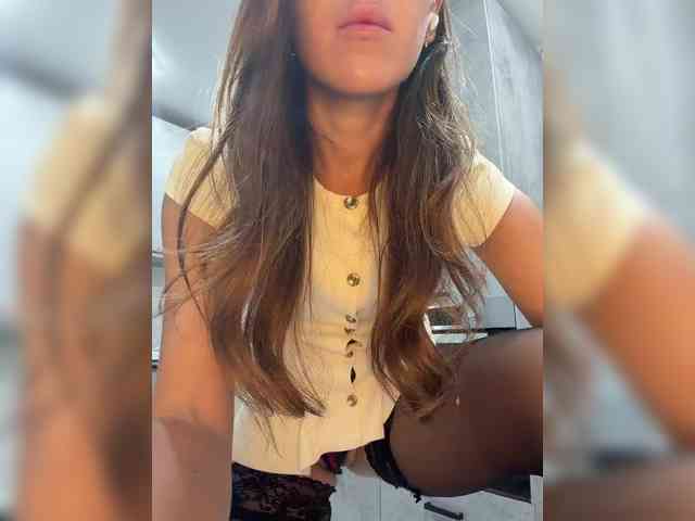 Zarina888 webcam