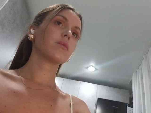 Model: Zarina888