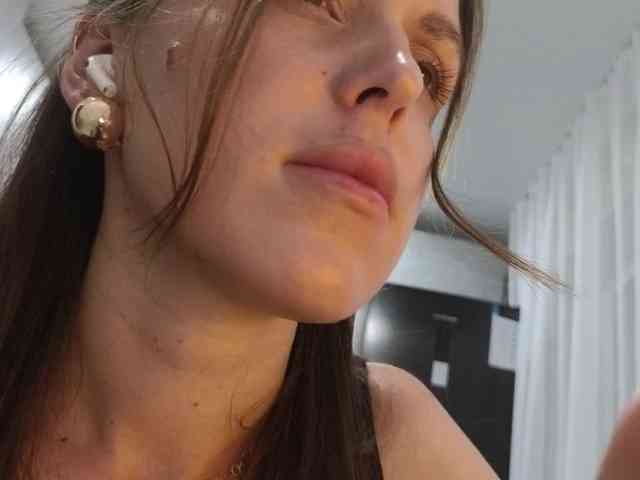 Zarina888 webcam