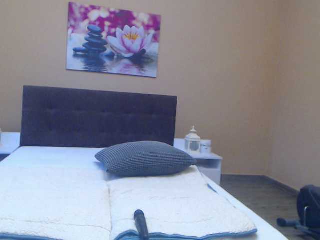 Salome8888 live cam on BongaCams