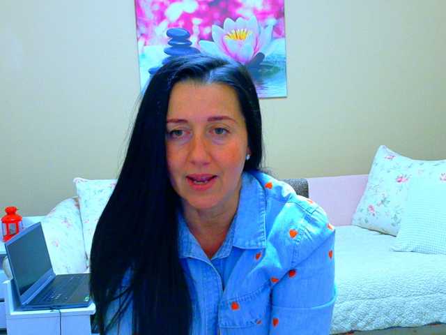 Salome8888 live cam on BongaCams