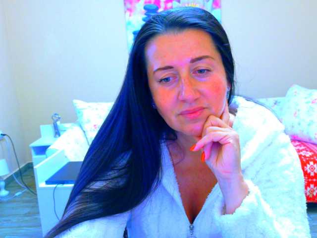 Salome8888 live cam on BongaCams