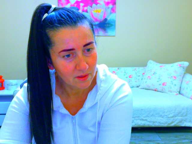 Salome8888, en directo ahora en BongaCams