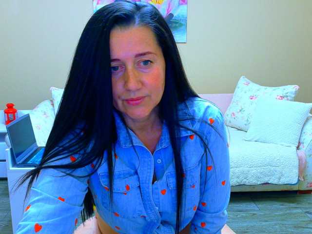 Salome8888 live cam on BongaCams