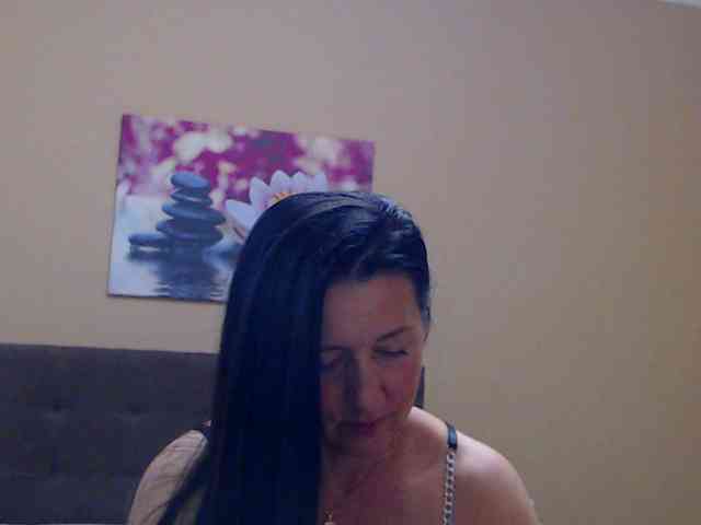 Maya_Banks webcam
