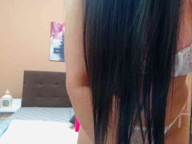 Maya_Banks webcam
