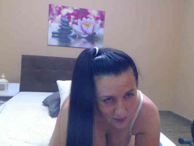 Modelo: Maya_Banks